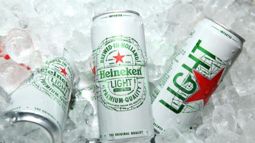 Lanza Heineken su versión light