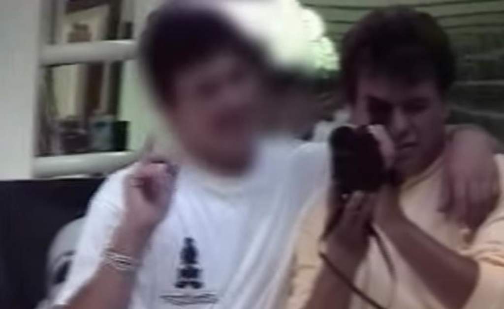 Revelan video de 'Juanga' en compañía de un joven