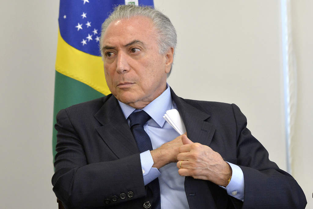 Considera Temer 'inadmisible' que lo juzguen junto a Rousseff