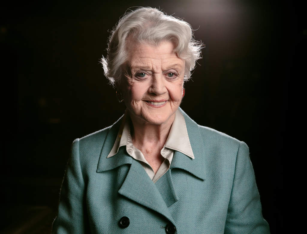 1925: Nace Angela Lansbury, famosa por su trabajo en La reportera del crimen