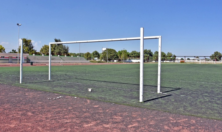 Buscan rehabilitar espacios deportivos