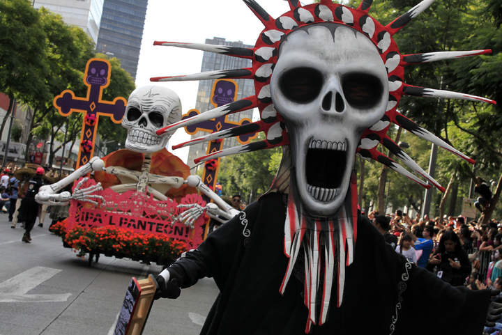 Desfile por Día de Muertos