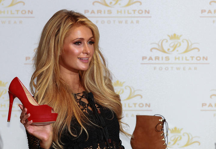 Paris Hilton  se aleja del escándalo