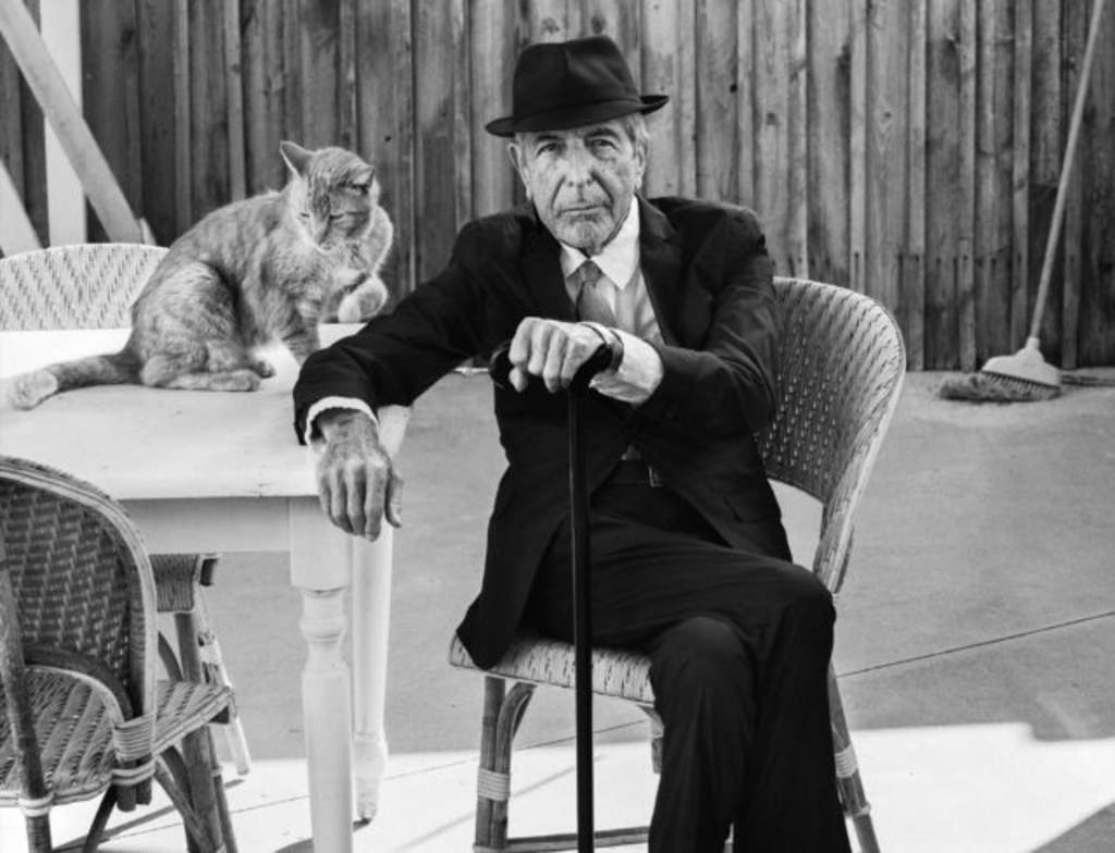 Reaccionan famosos ante la muerte de Leonard Cohen