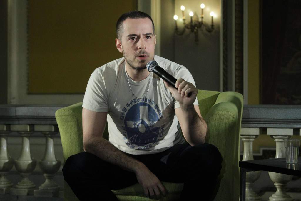 Presenta José Madero su segundo libro Odio odiar