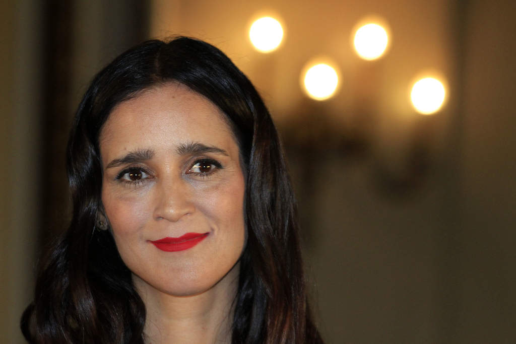 Celebra Julieta Venegas cumpleaños en el evento 100 Women CDMX