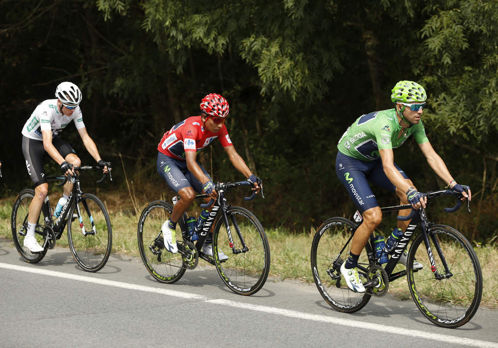 Organizadores de grandes vueltas reducen ciclistas para el 2017