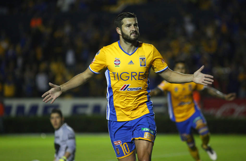 Destruye Tigres a Pumas y avanza a semifinales