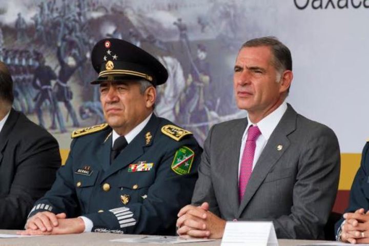 Hoy, el nuevo titular de la Tercera Región Militar