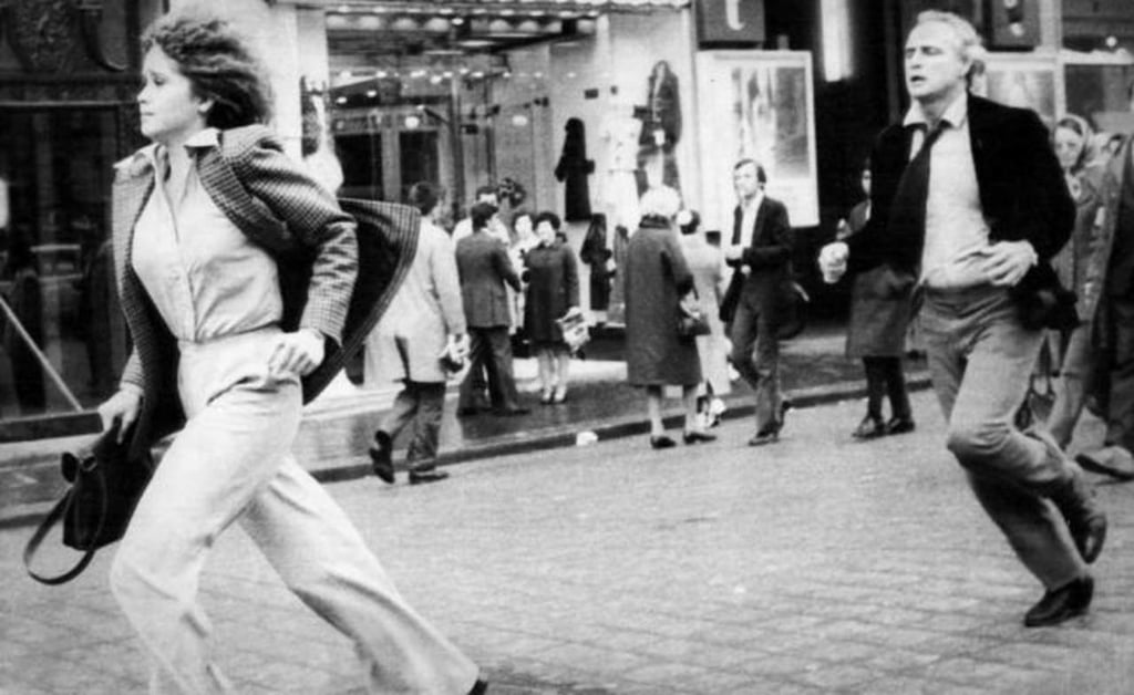 Hijo de Marlon Brando lo defiende tras polémica por escena sexual