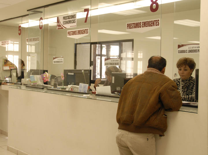 Reclaman en Pensiones por falta de liberación de préstamos