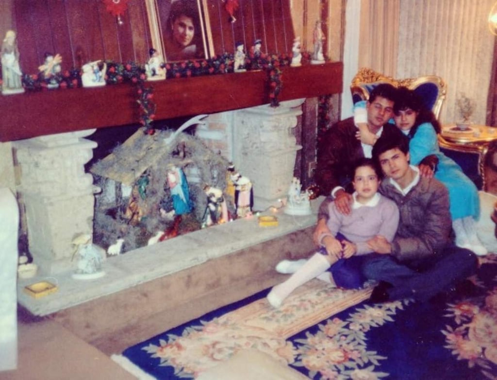 Peña Nieto recuerda Navidad junto a sus hermanos