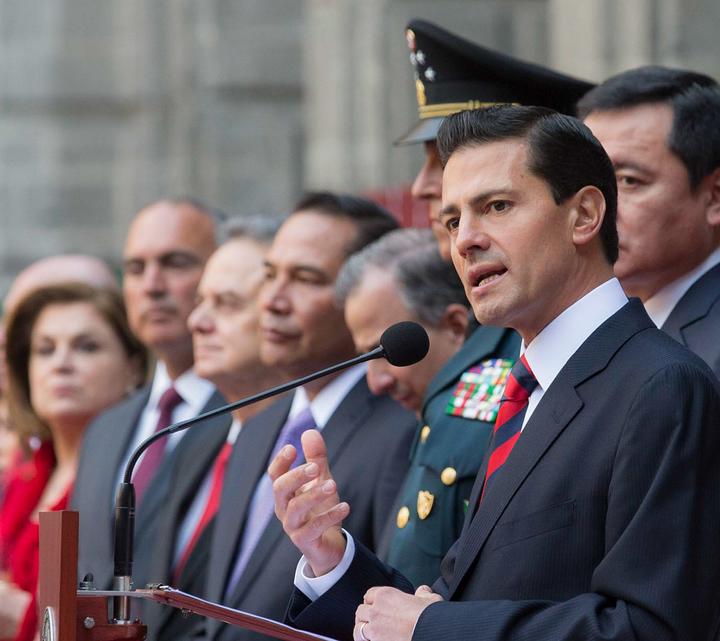 Peña Nieto llama a 'vivir al máximo'