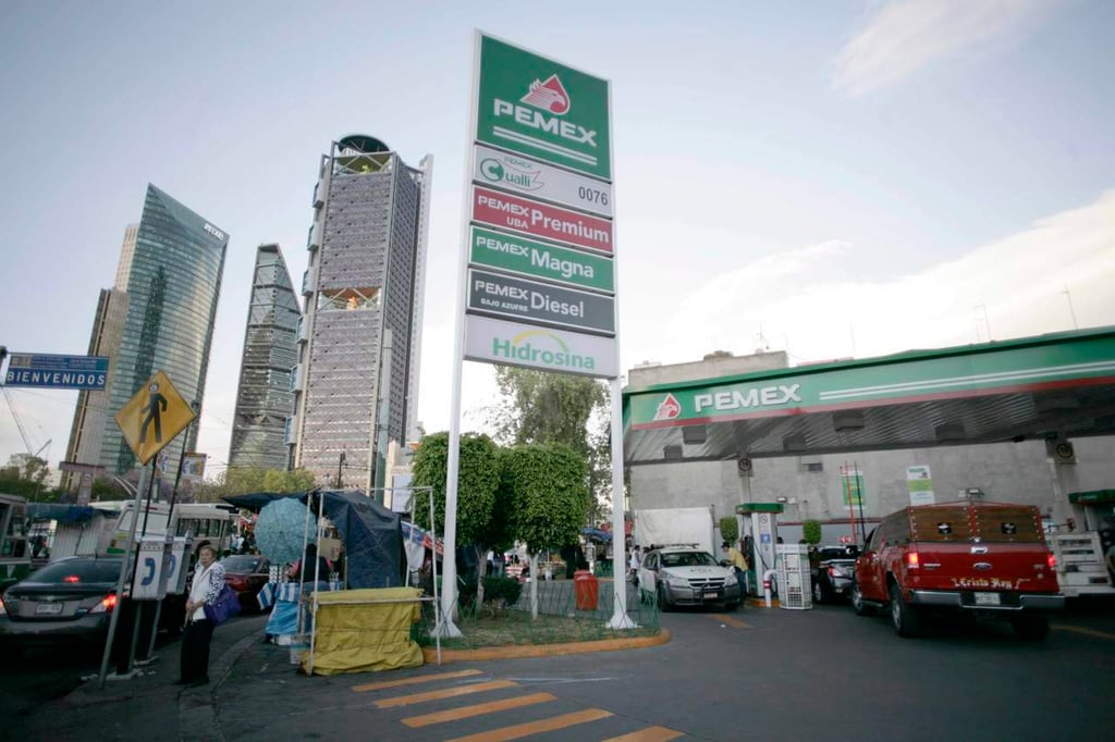 Pide Pemex evitar bloqueos en gasolineras
