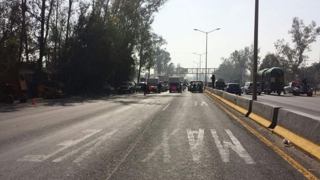 Realizan transportistas paro por gasolinazo en Guadalajara