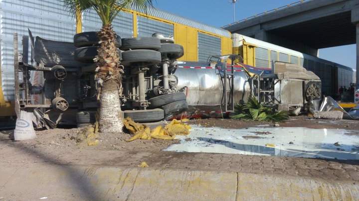 Tren se impacta contra pipa cargada de leche