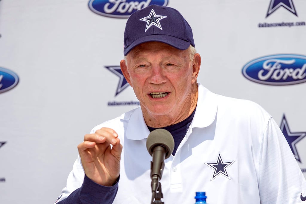 Los Cowboys no hablan del futuro de Tony Romo