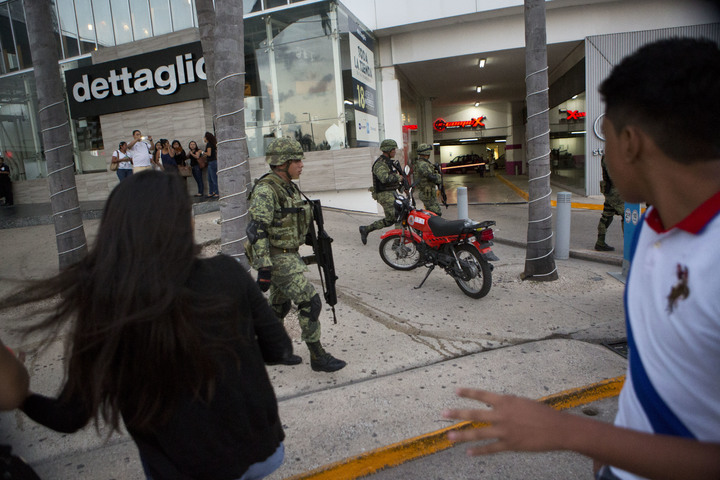 Deja 4 muertos ataque a Fiscalía de Cancún
