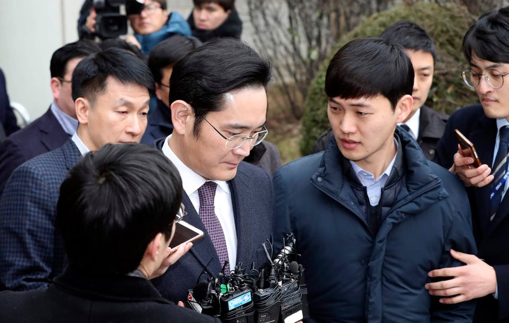 Tribunal surcoreano deniega la detención de presidente de Samsung