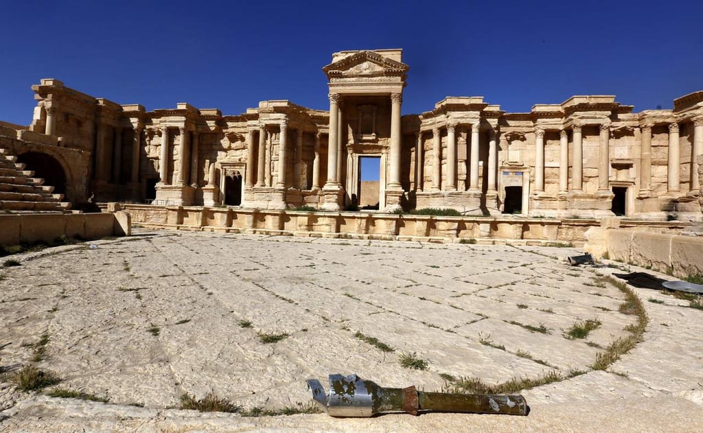 EI vuelve a destruir monumentos históricos en Palmira