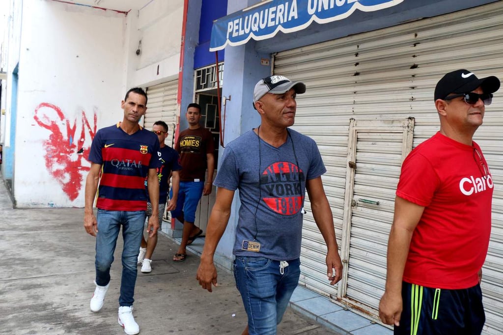 Devuelven a 91 cubanos que se encontraban en Chiapas