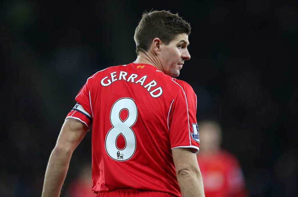 Gerrard será entrenador en academia de Liverpool