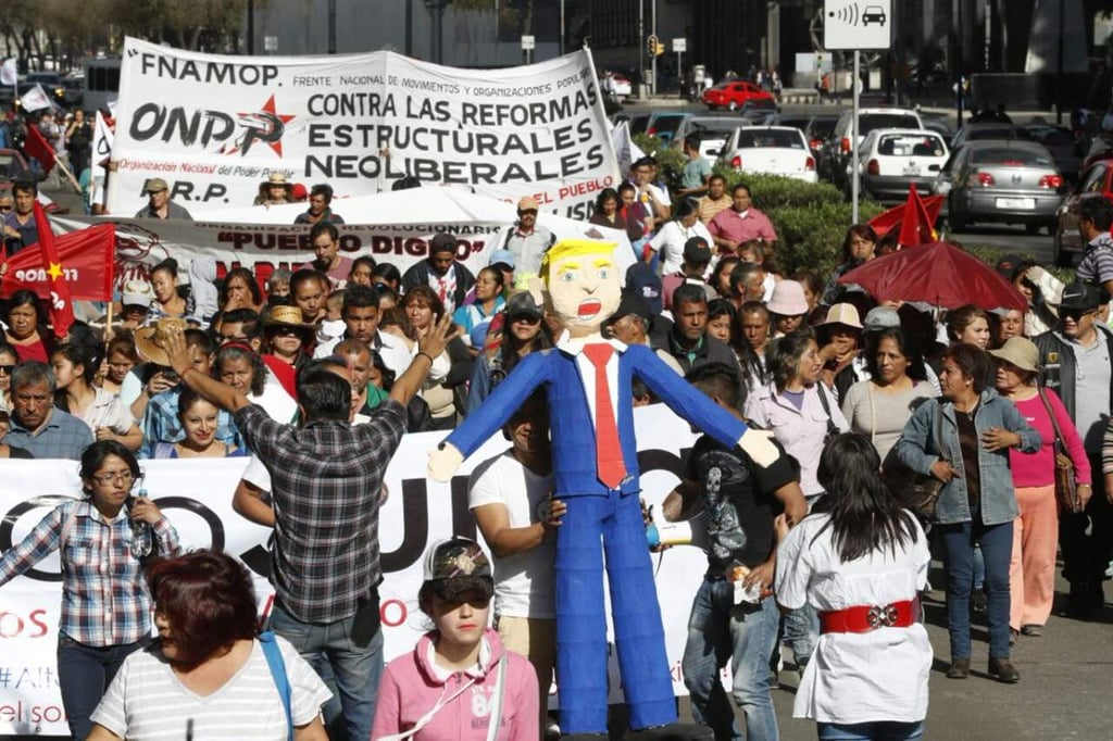 Protestan contra Trump en Reforma