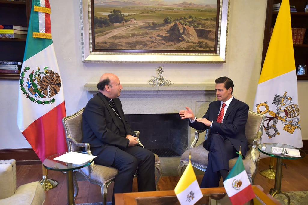 Se reune Peña Nieto con jerarquía católica