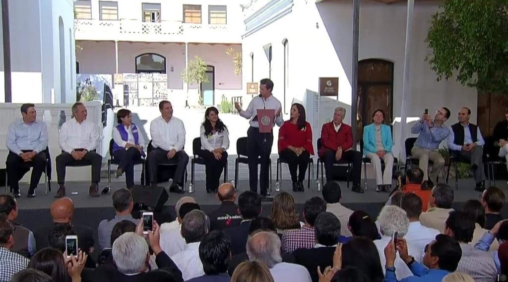 Desafíos actuales demandan unidad, advierte Peña Nieto