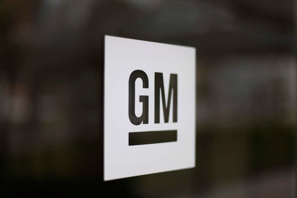 Critican a GM por mover empleos a México