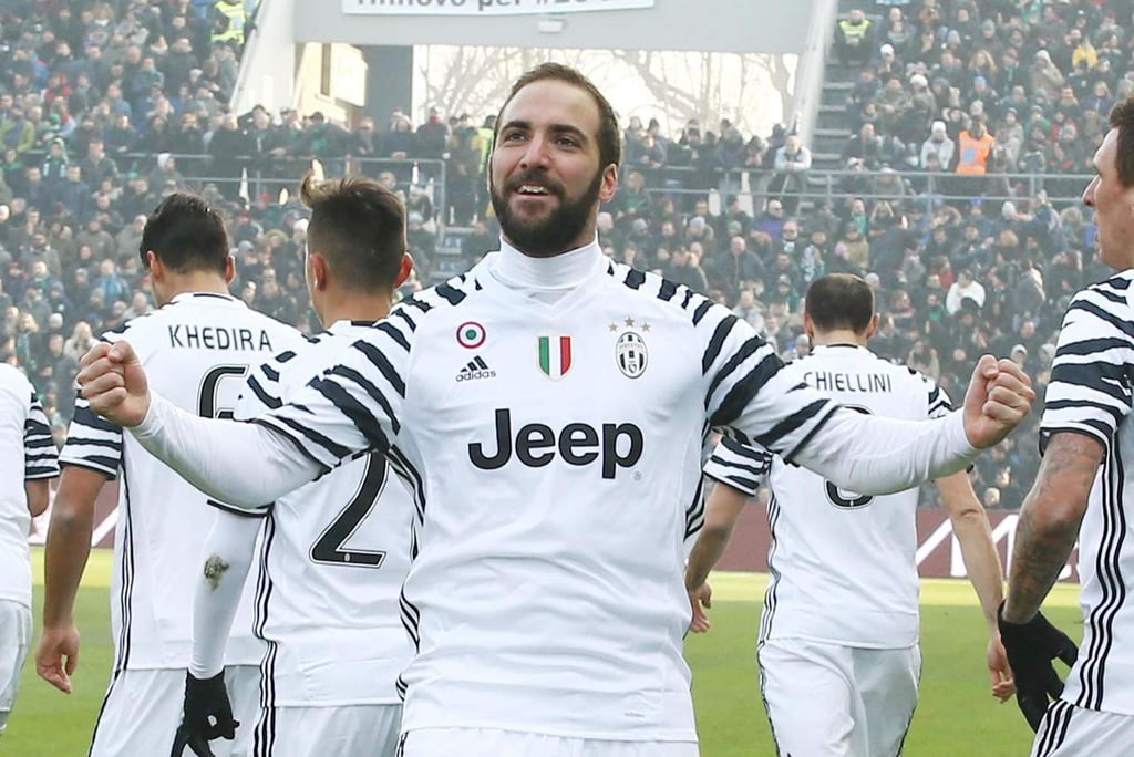 Juventus se aleja en la cima de la Serie A