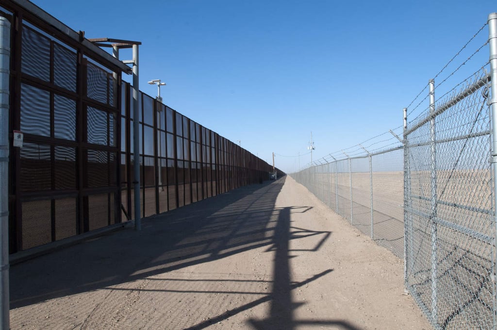 Sobrevuela frontera con México Secretario de Seguridad de Estados Unidos
