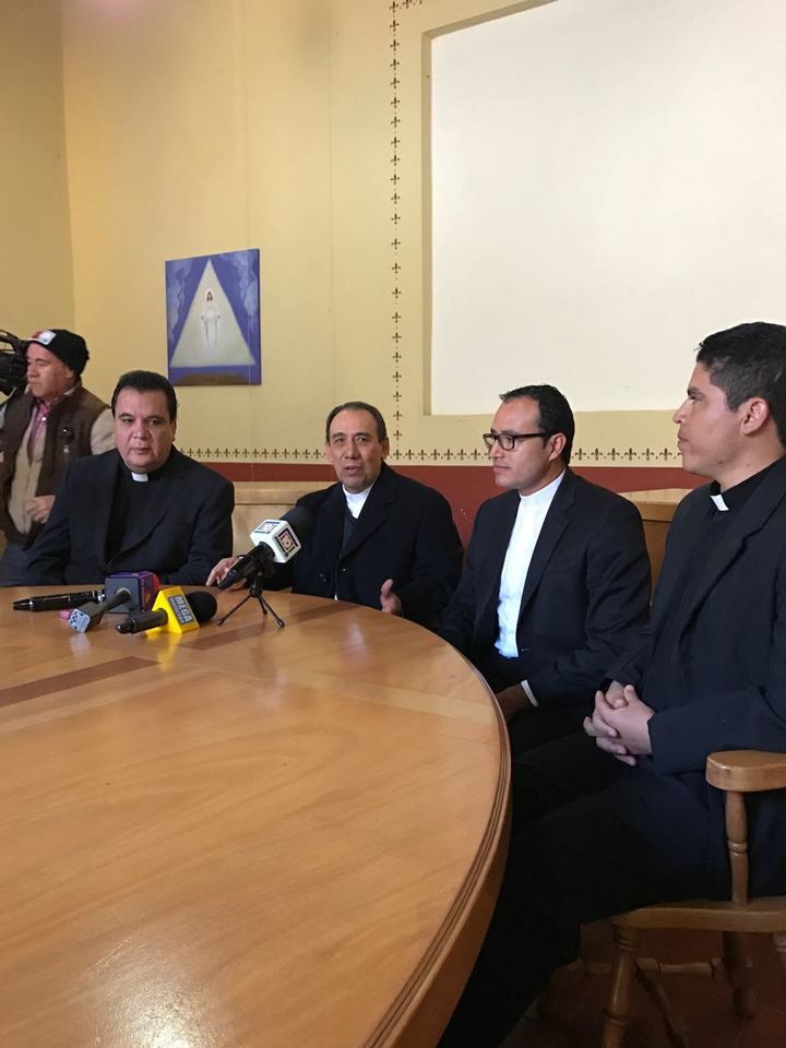 Arzobispo anuncia cambios