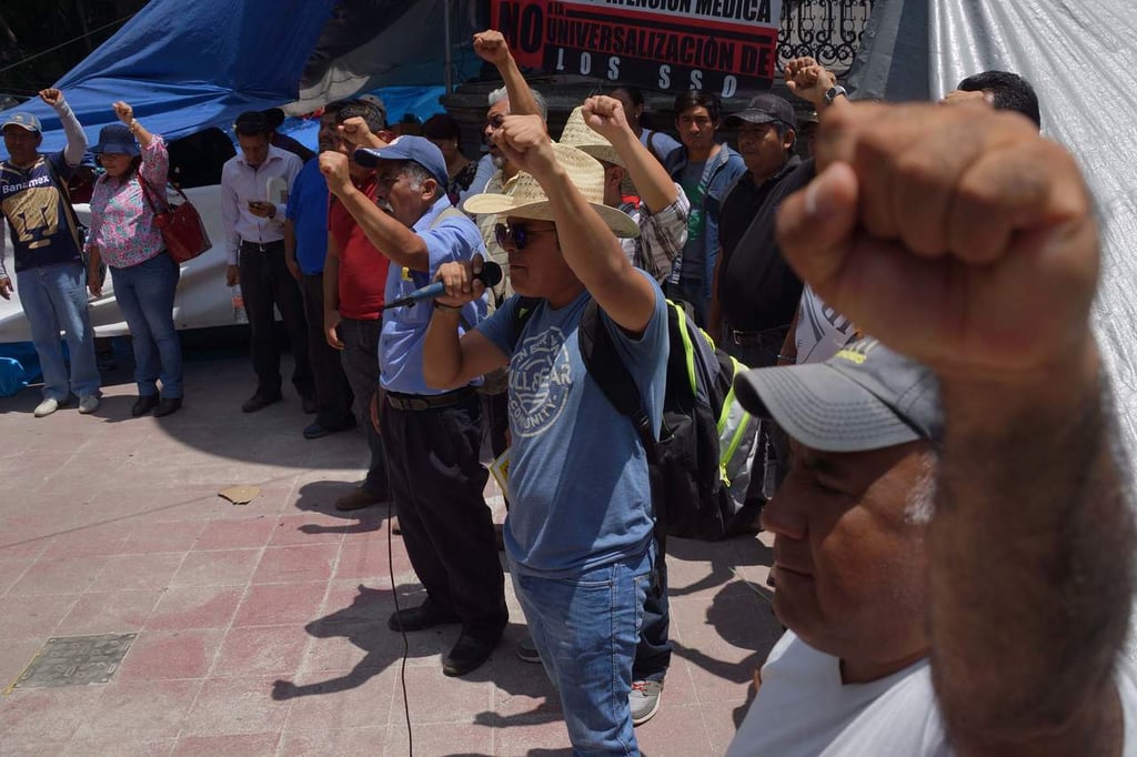 CNTE marchará de Los Pinos al Senado