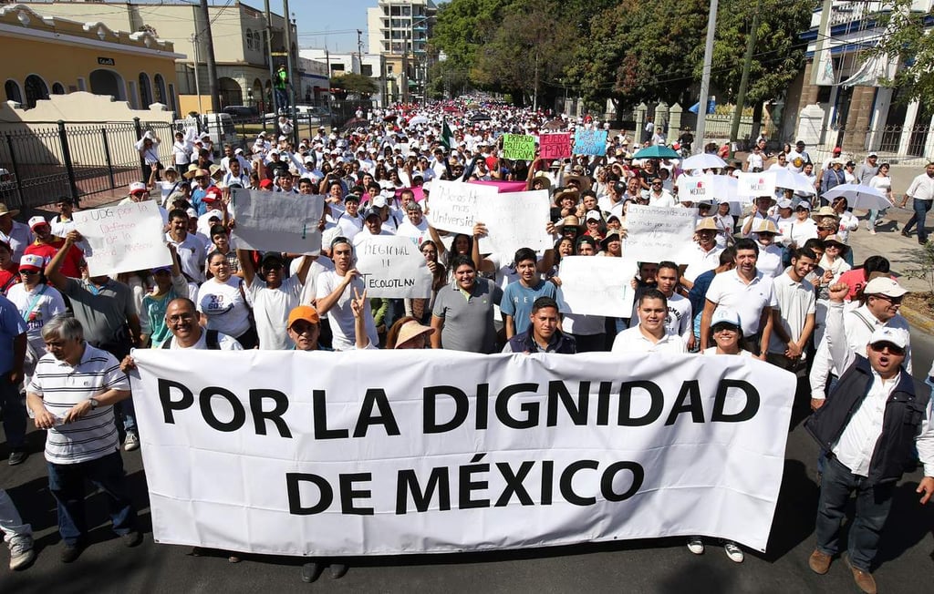 Acudieron 10 mil a marcha contra Trump en Guadalajara