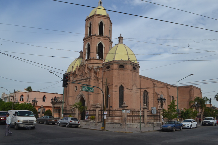 'Callan' himno en la Catedral de Gómez