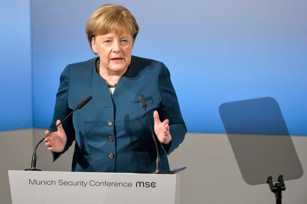 Lamenta Merkel no tener 'relaciones sanas' con Rusia tras Crimea
