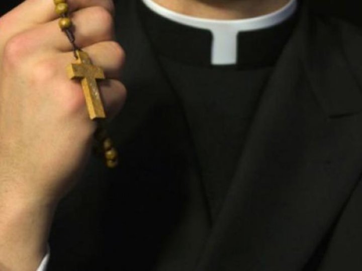 Confirman búsqueda de sacerdote por violación