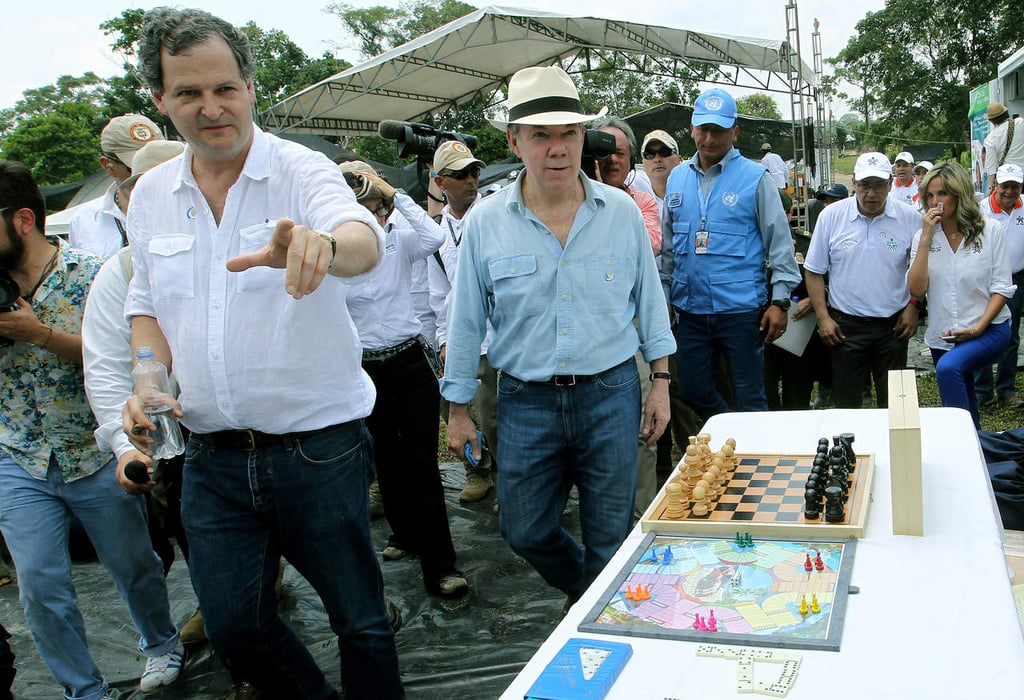 Visita Santos a las FARC previo a su desarme