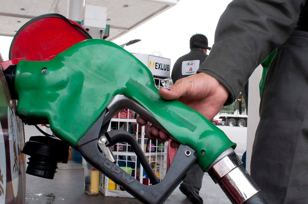 Precios de combustibles se mantendrán hoy en Durango