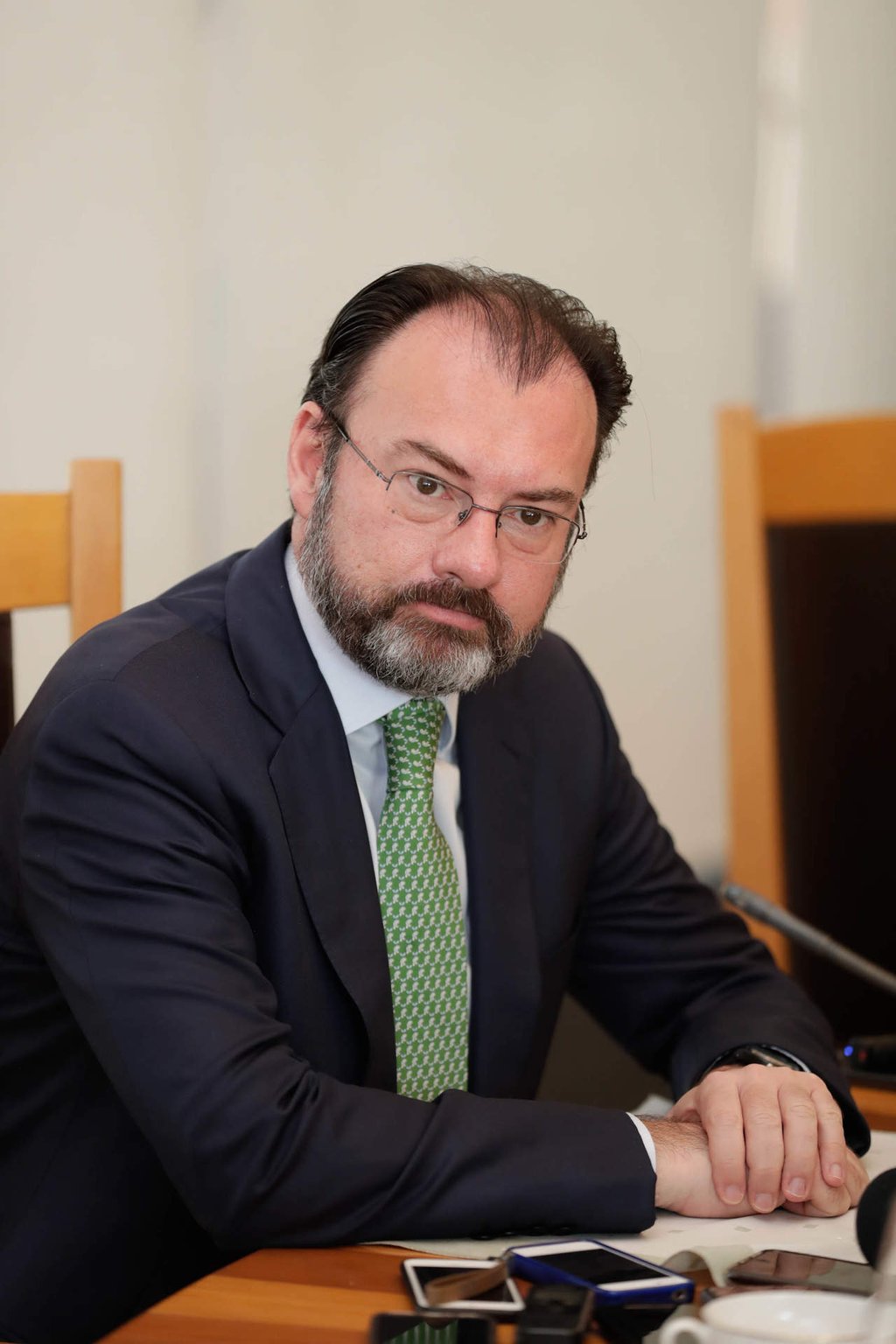 Se reúne Luis Videgaray con diputados