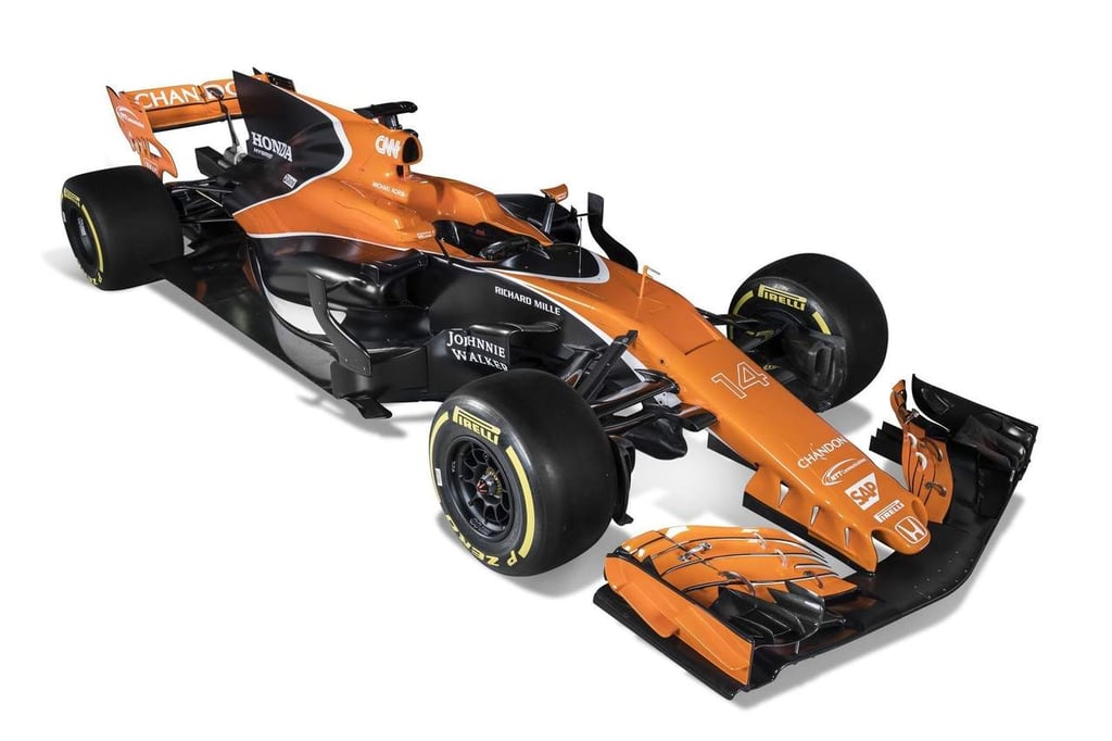 McLaren vuelve a su tradicional color naranja