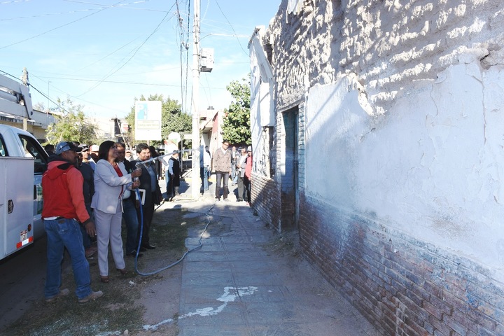 Rehabilitan calles céntricas de Lerdo