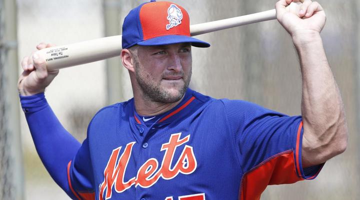 Tebow gets cheered despite rough start in Mets debut
