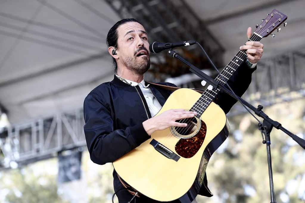 Disfruta Emmanuel del Real etapa como solista y con Café Tacvba