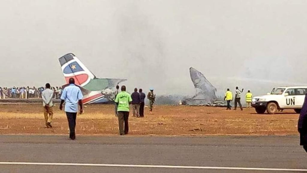 Se estrella avión con 44 personas en Sudán del Sur