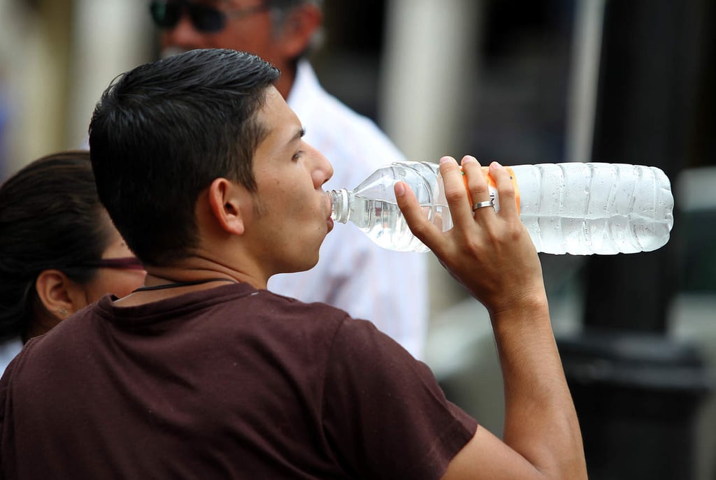 México es el principal consumidor de agua embotellada en Latinoamérica