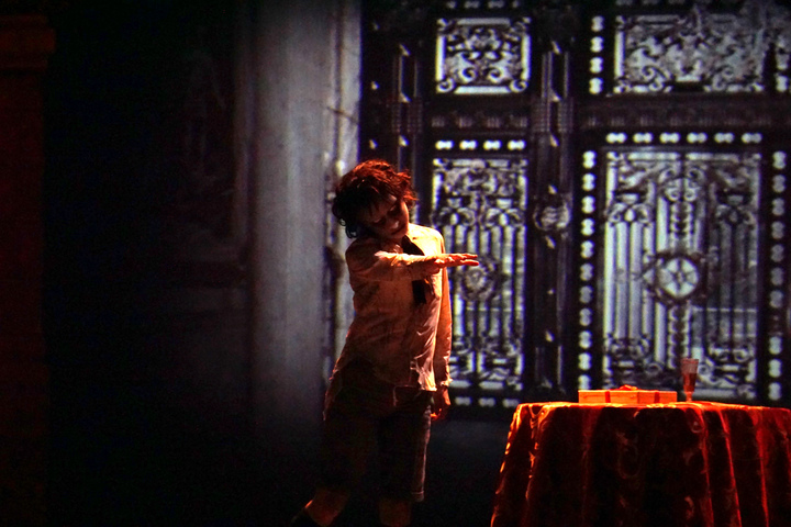 Llega el terror con 'El fantasma del espejo'