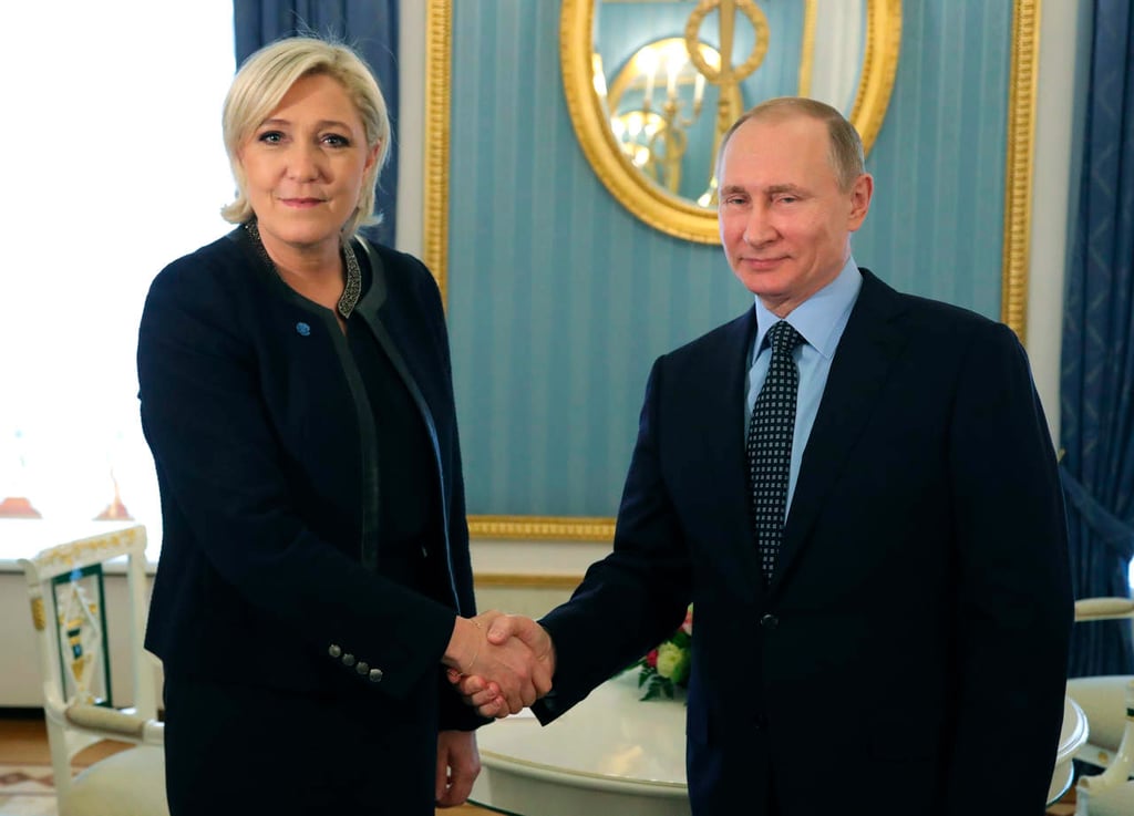 A un mes de elecciones, Putin ignora el 'qué dirán' y recibe a Le Pen