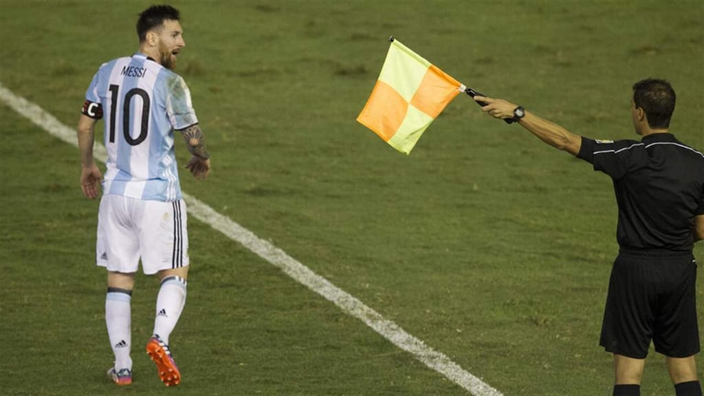 Messi, sancionado con cuatro partidos de suspensión